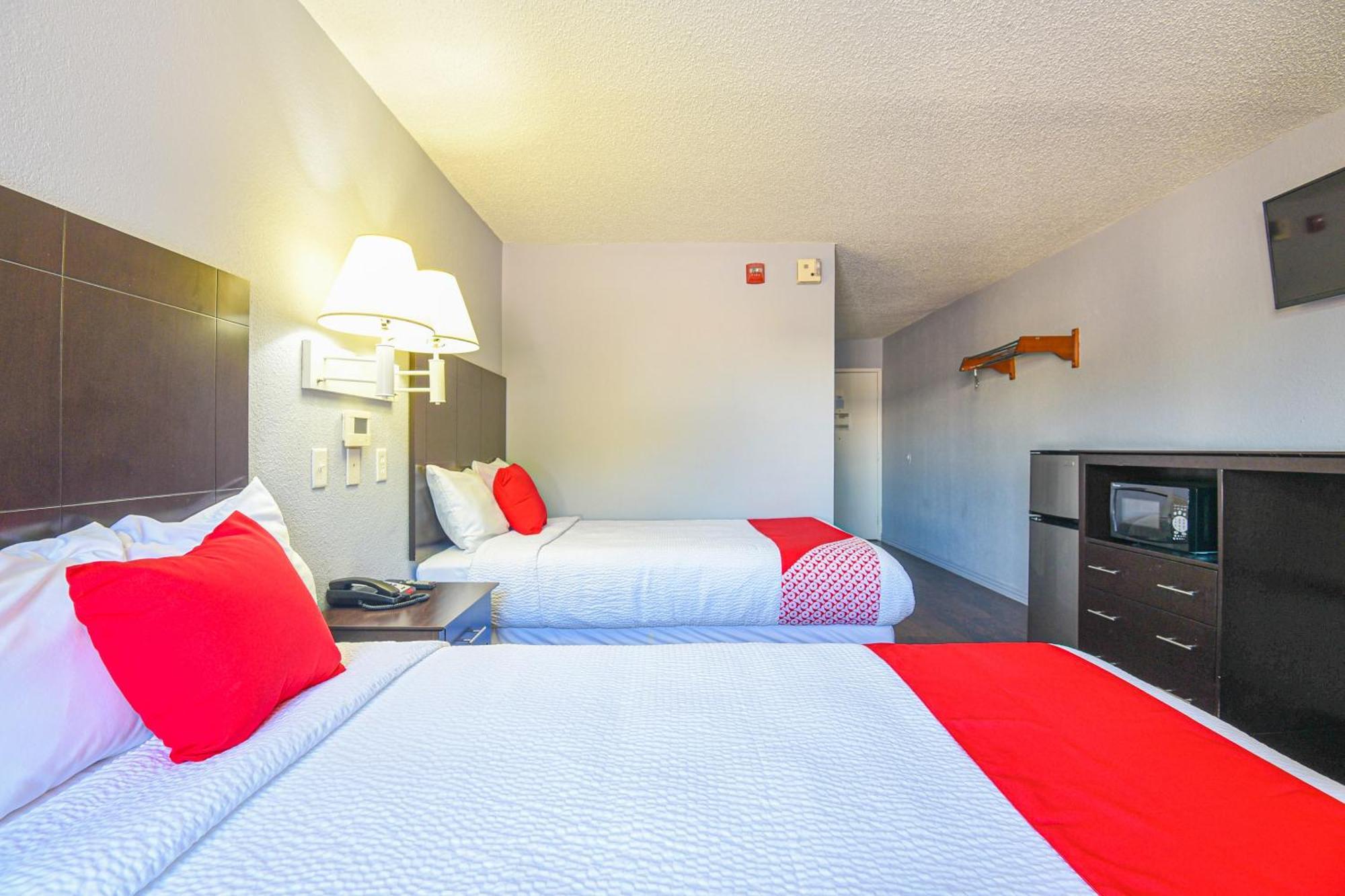 Oyo Hotel Irving Dfw Airport South Екстер'єр фото